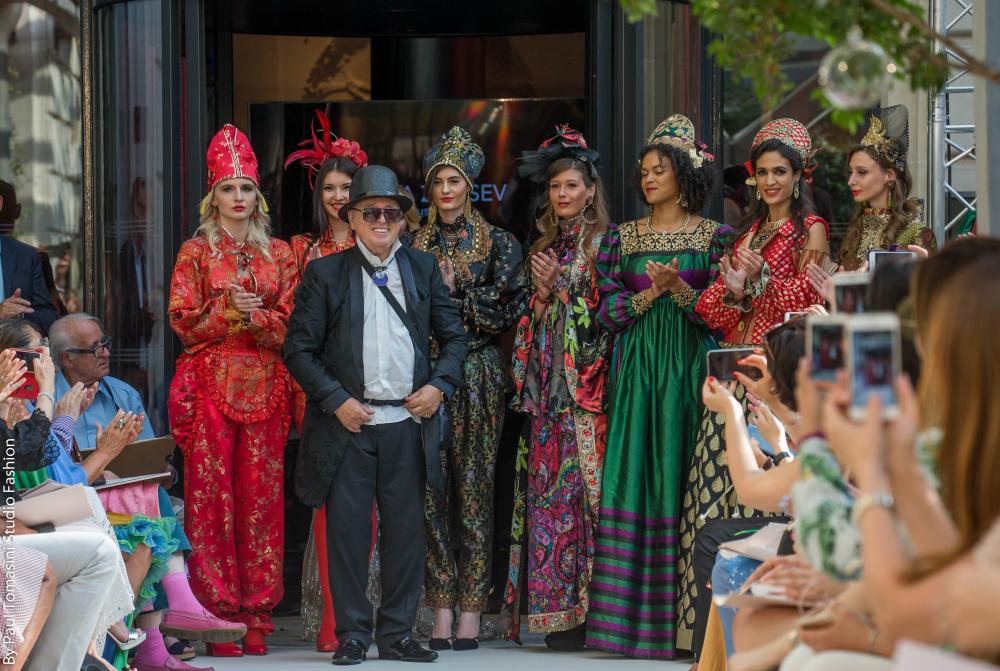 Oriental Fashion Show Paris - The Jewel Of The East Oriental Fashion Show Paris - The Jewel Of The East